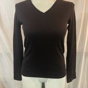 NWT Jones New York 100% cotton Polka dot V-neck top